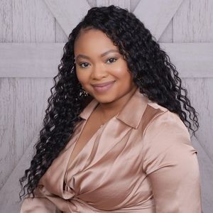 Meet your Posher, Desirae